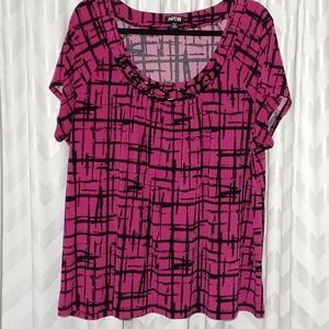 Apt. 9 Fuchsia Short Sleeve Top